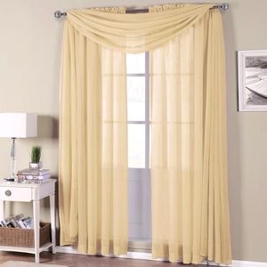 American Living scarf and panel curtain set